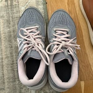 ASICS Women's Gray and Pink Running Shoes - Size 8